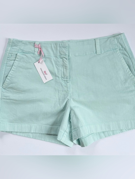 Vineyard Vines Pants - NWT- Size 12 - Vineyard Vines 3 1/2” Shorts in Bleached Aqua